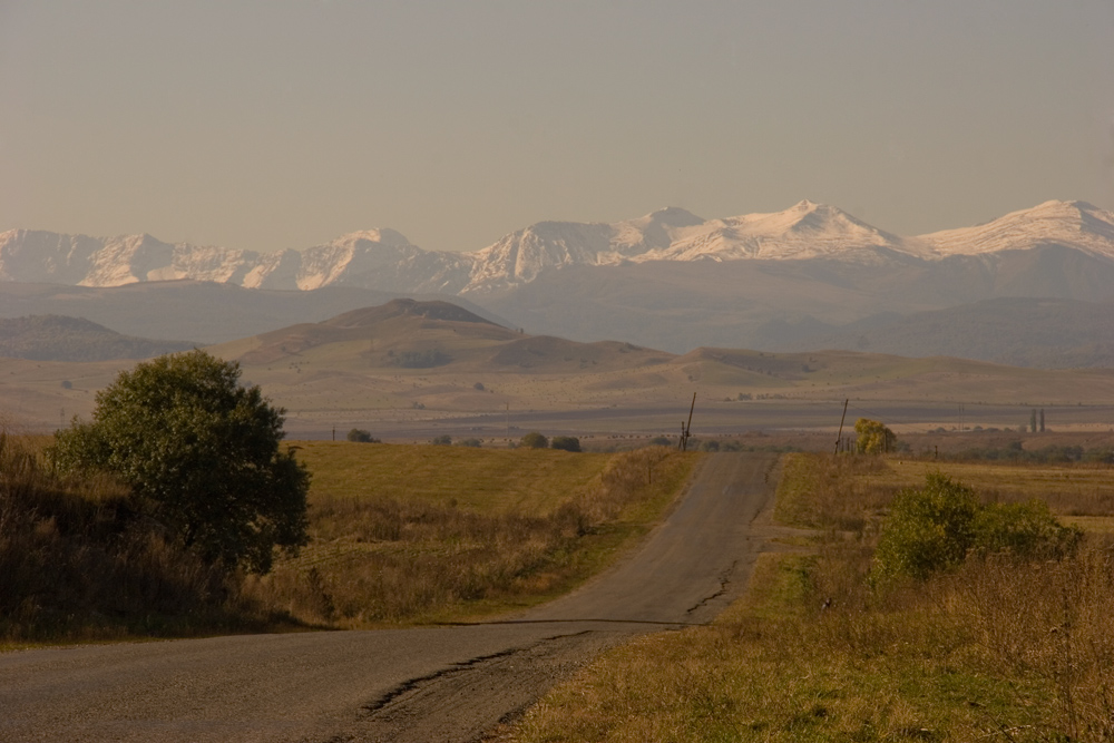 photo "The road to the mountain" tags: landscape, autumn, mountains