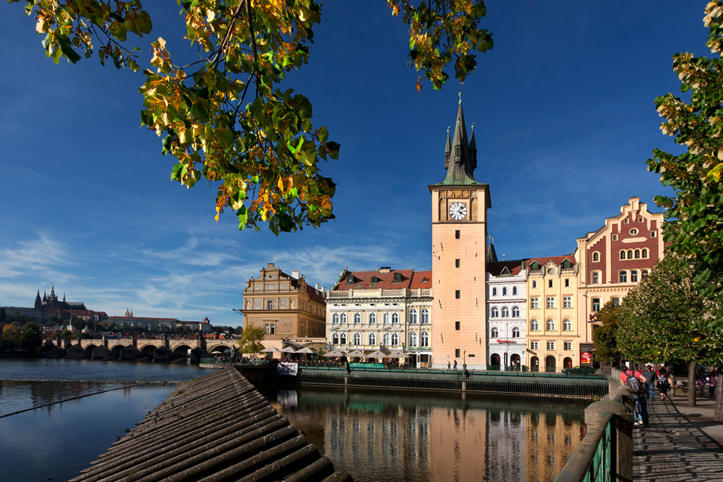 photo "Sunny autumn." tags: architecture, landscape, autumn