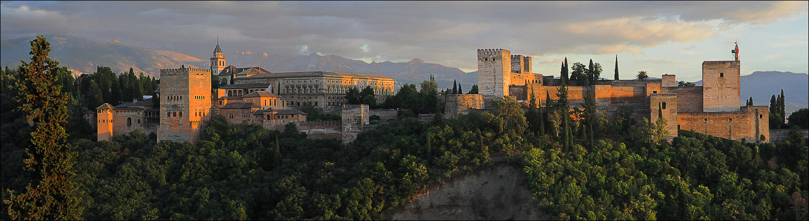 photo "Alhambra" tags: architecture, travel, landscape, Europe