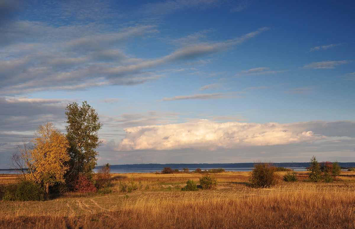 photo "***" tags: landscape, autumn, clouds