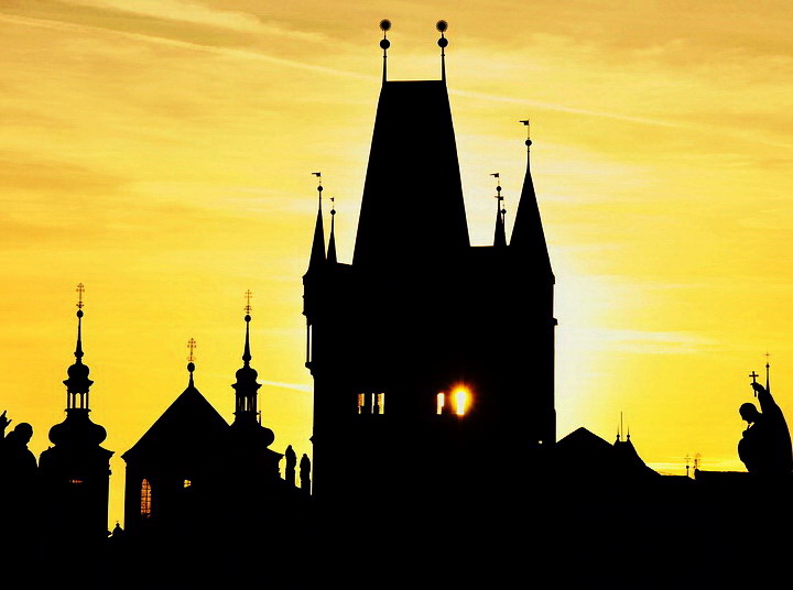 photo "Когда в Прага светает" tags: city, 