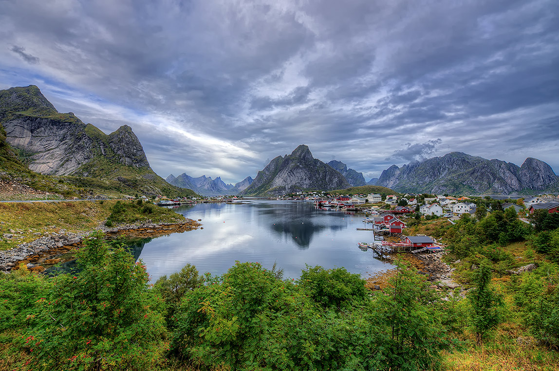 photo "Reine Lofoten...." tags: landscape, travel, Europe, water