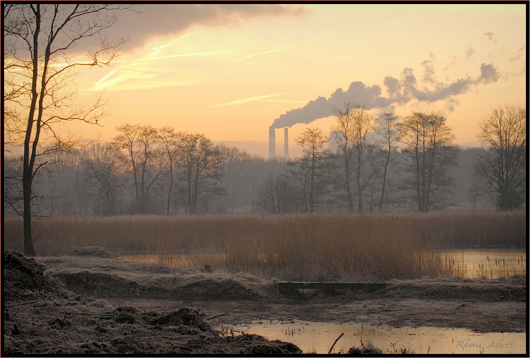 photo "polluting industries" tags: landscape, sunset, water