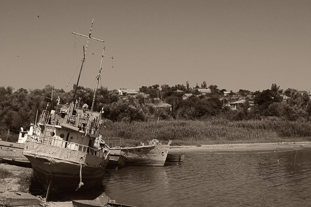 photo "***" tags: landscape, genre, water