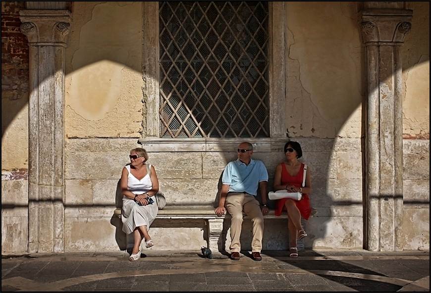 photo "Light and shadows" tags: genre, travel, Europe