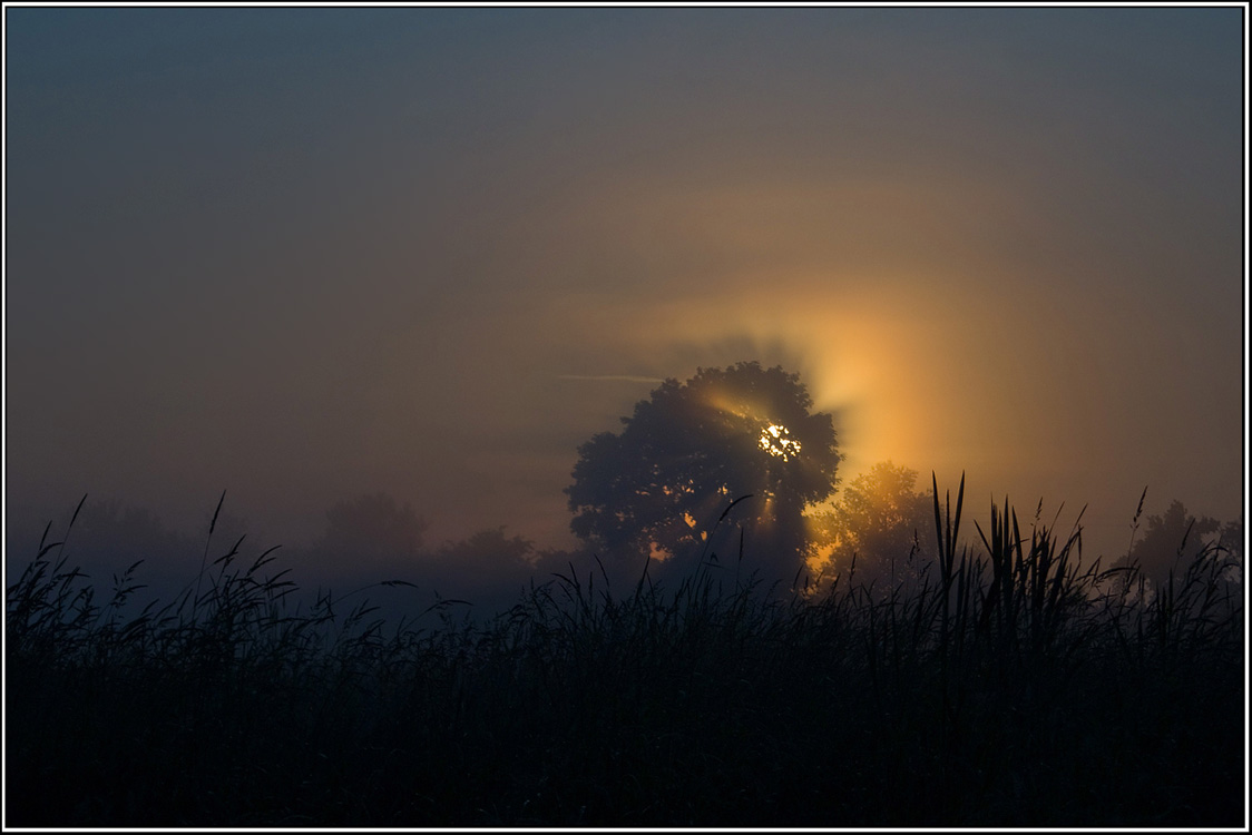 photo "There, far, beyond the river" tags: landscape, sunset