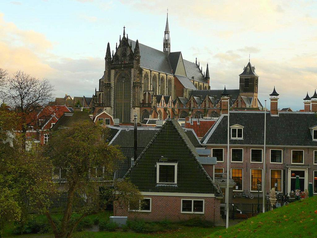 photo "***" tags: architecture, travel, landscape, Europe