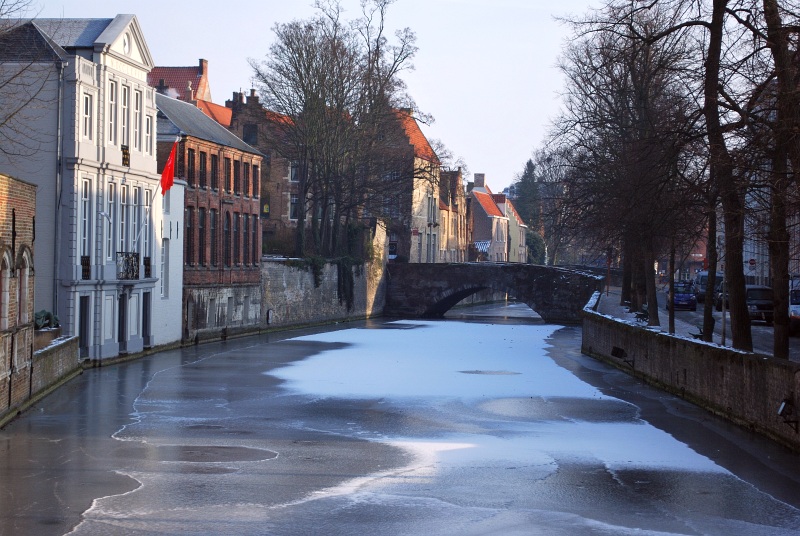 photo "+++" tags: architecture, landscape, water