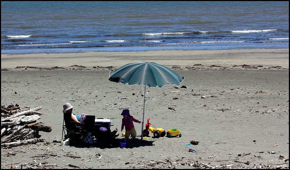 фото "A relaxing day at the Beach." метки: жанр, разное, 