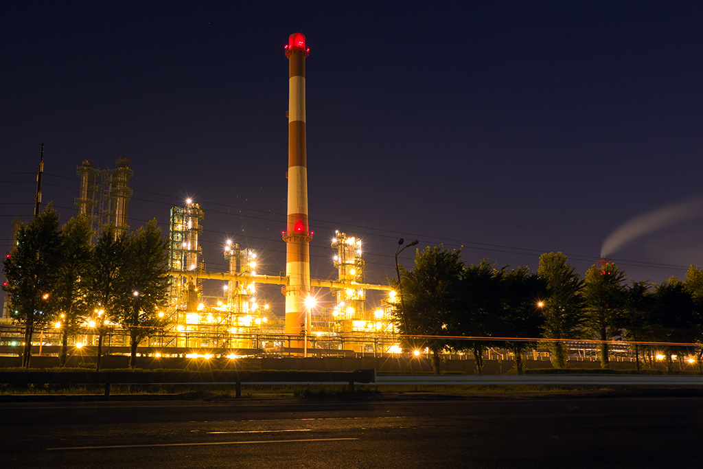 photo "Yaroslavl Oil Refinery" tags: landscape, city, night