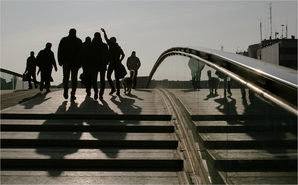 photo "On the bridge" tags: genre, architecture, landscape, 