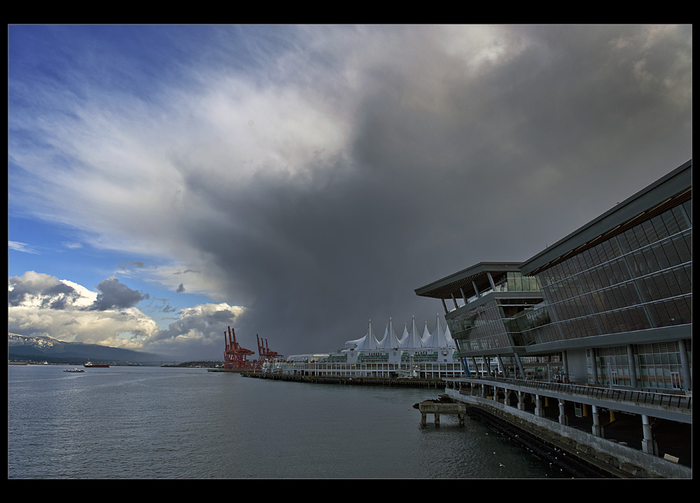 photo "A passing storm" tags: architecture, landscape, 