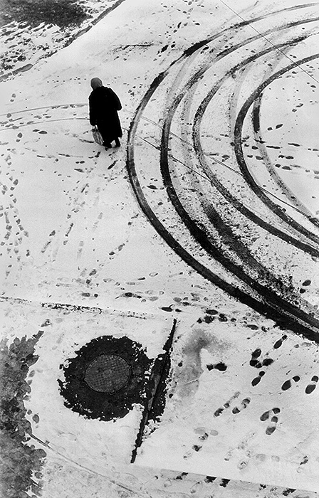 фото "Следы на снегу. Брянск. 1978г." метки: , 