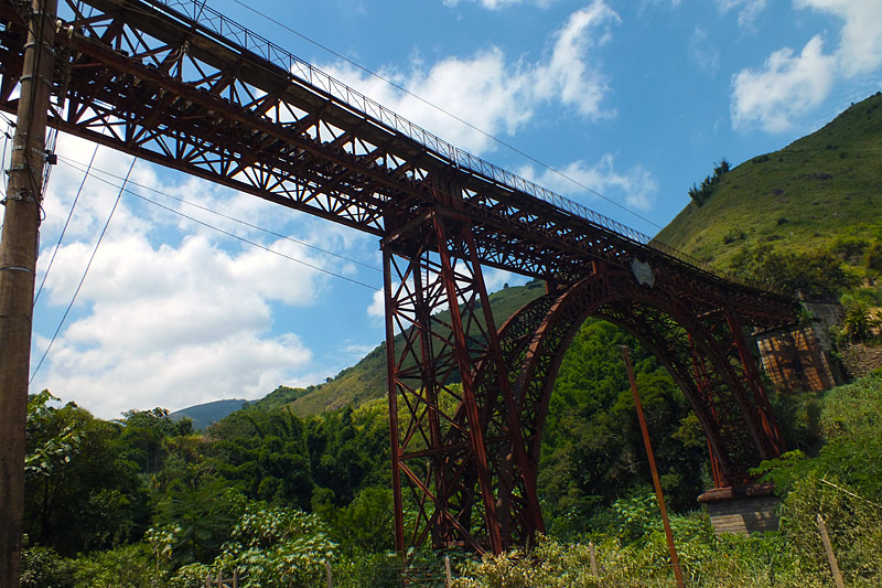 фото "Dr. Paulo de Frontin's rail overpass" метки: город, путешествия, Южная Америка