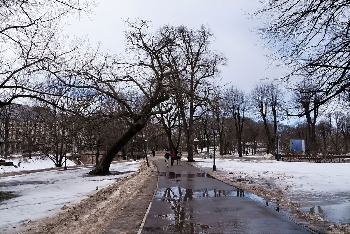 photo "Riga. The beginning of new spring." tags: city, landscape, spring