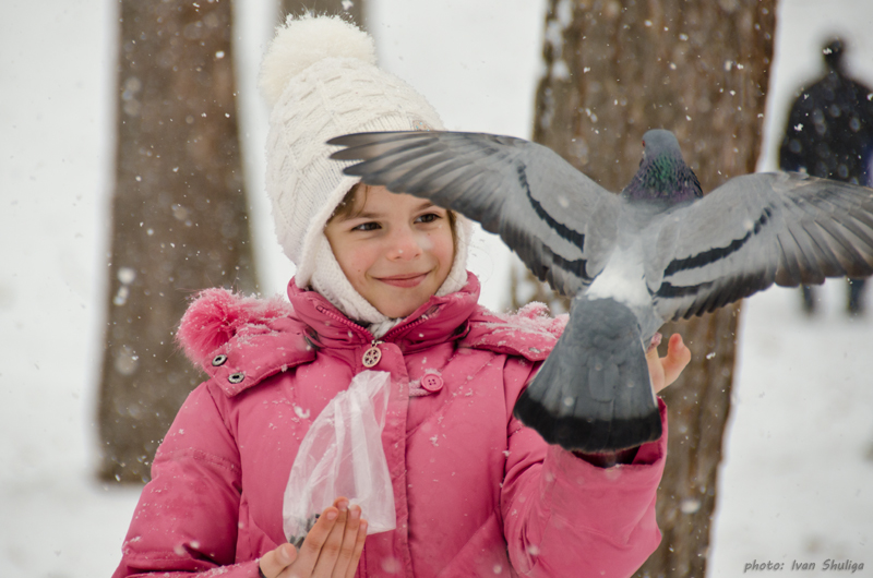 фото "Девочка с голубями" метки: портрет, природа, дети