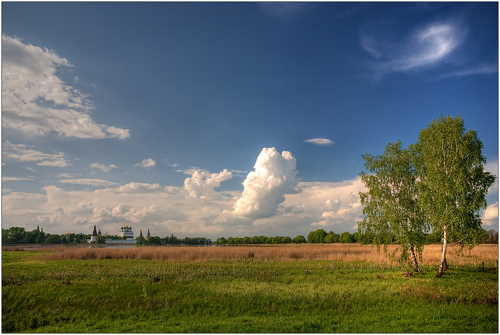 photo "Kind on a monastery of Iosif-Volotskiy" tags: landscape, clouds, summer