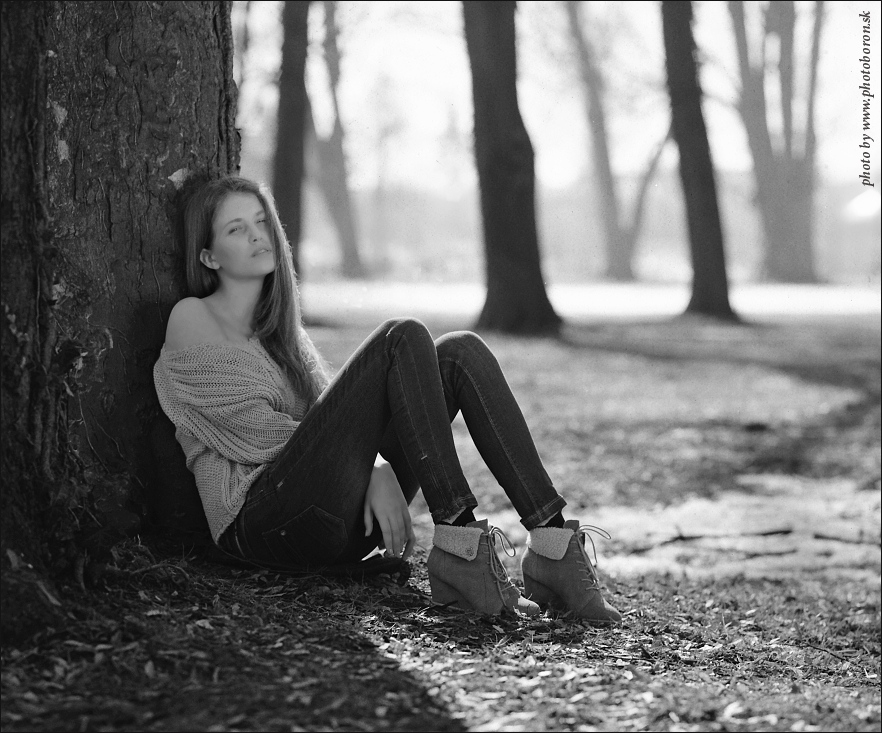 фото "in park" метки: портрет, черно-белые, женщина