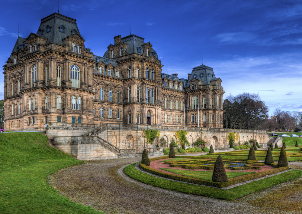 photo "Bowes Museum" tags: architecture, landscape, 