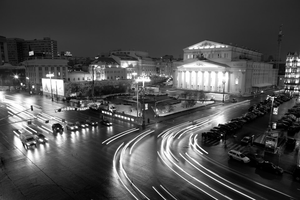 photo "Theatre Square" tags: black&white, city, 