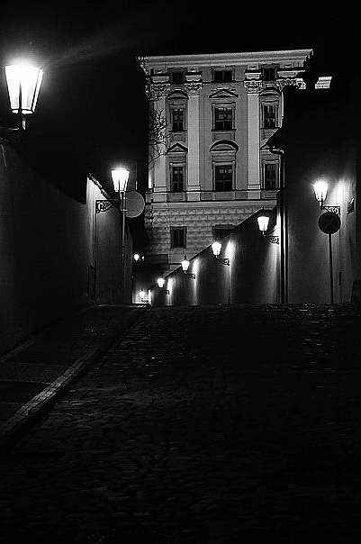 photo "Ночной улица и фонари" tags: black&white, 