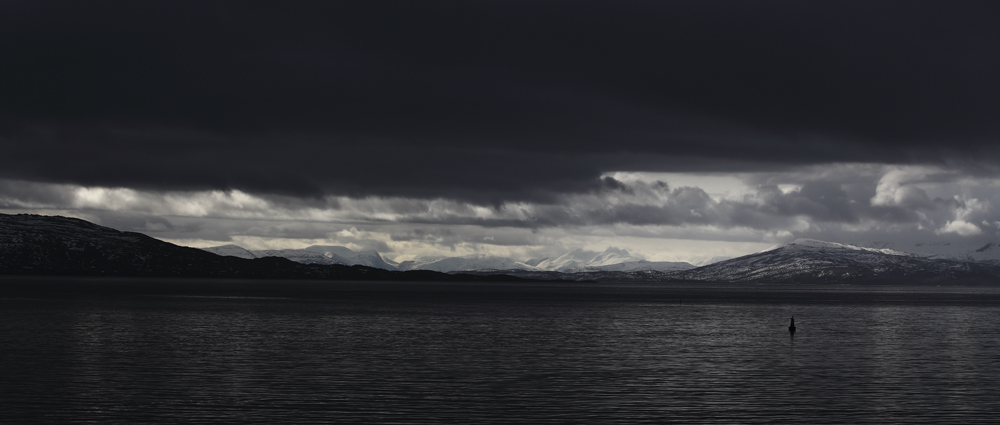 photo "***" tags: , 