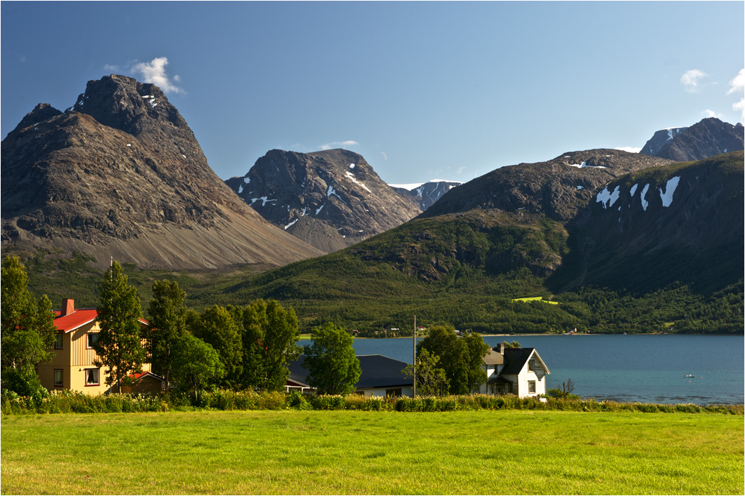 photo "The Arctic Circle" tags: landscape, mountains, water