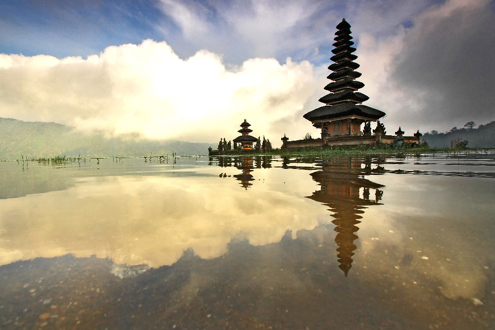 фото "Ulun Danau, Бали" метки: архитектура, путешествия, пейзаж, Азия
