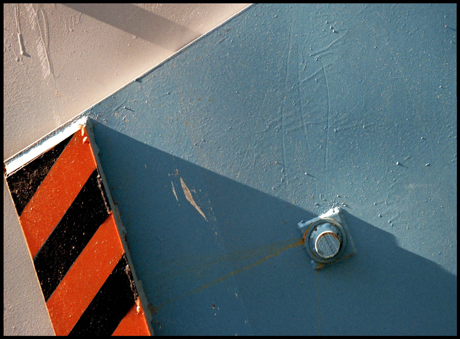 photo "Shapes and colours" tags: abstract, fragment, 