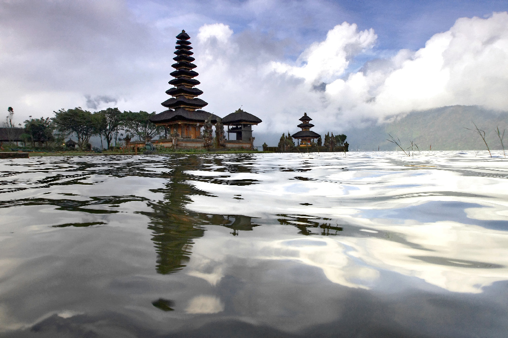 photo "***" tags: landscape, travel, Asia, water