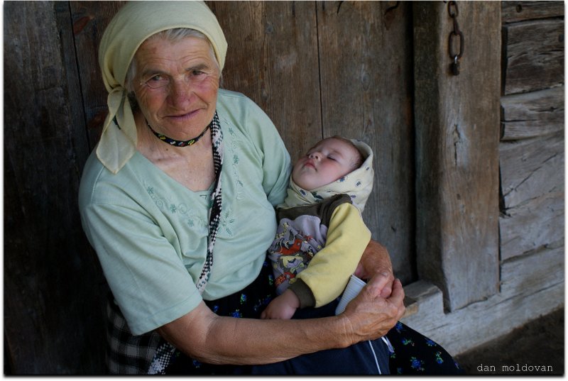 photo "***" tags: portrait, children, woman