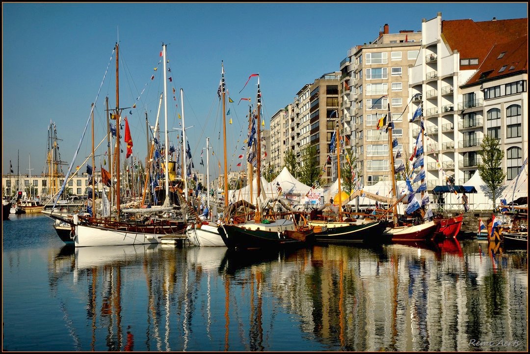 фото "Ostend at anchor 2012" метки: архитектура, пейзаж, вода