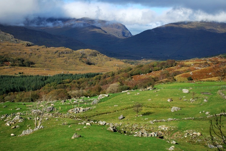 photo "+++" tags: landscape, clouds, mountains