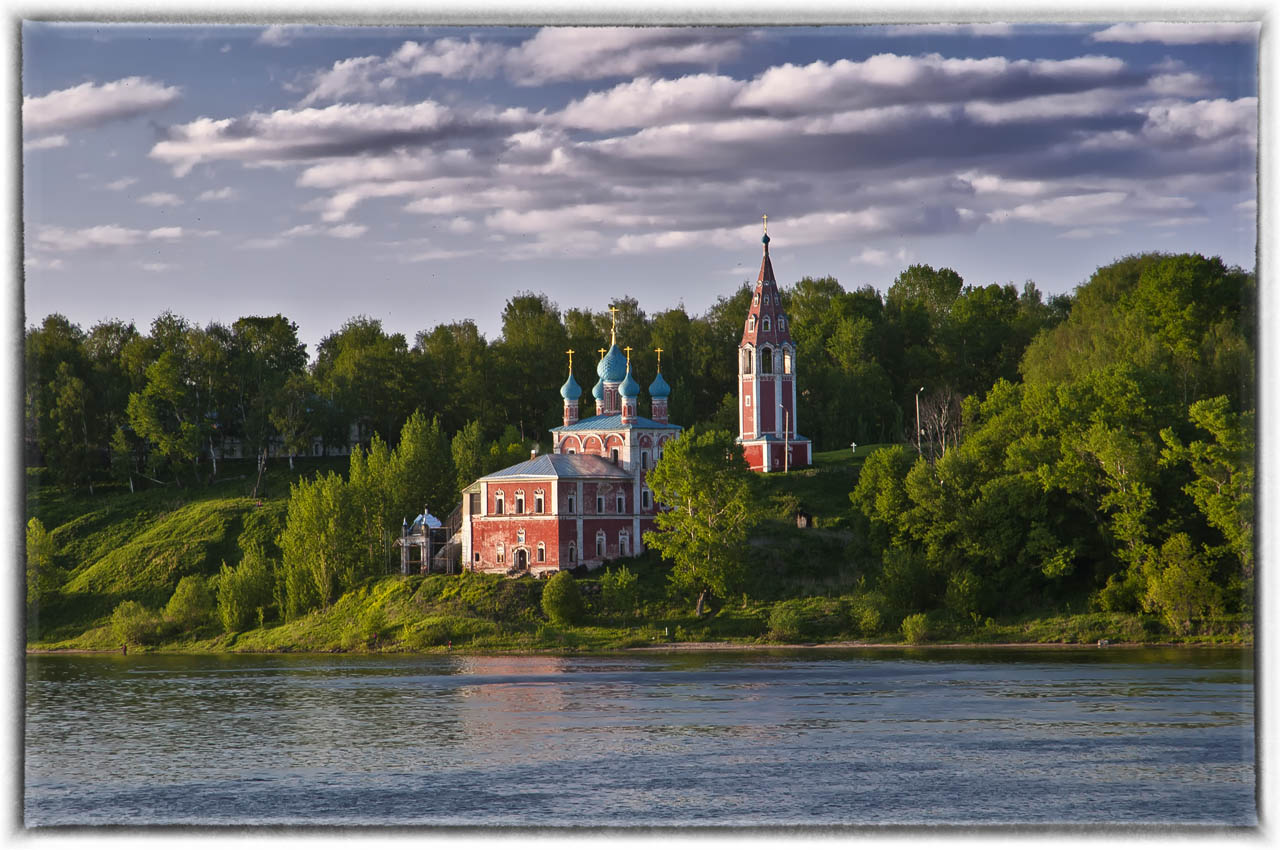 фото "Преображенско-Казанская церковь. Тутаев" метки: архитектура, пейзаж, 