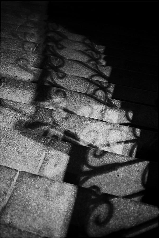 photo "***" tags: abstract, black&white, shadow