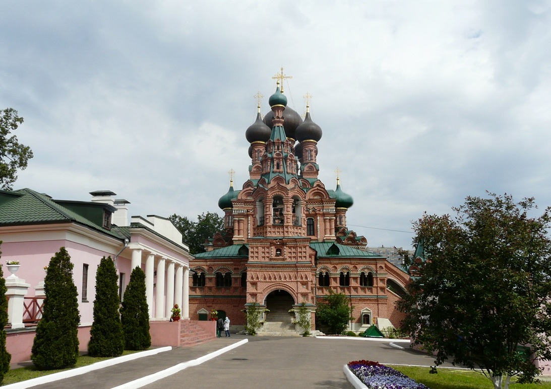 фото "Храм Троицы Живоначальной в Останкино." метки: архитектура, город, пейзаж, 