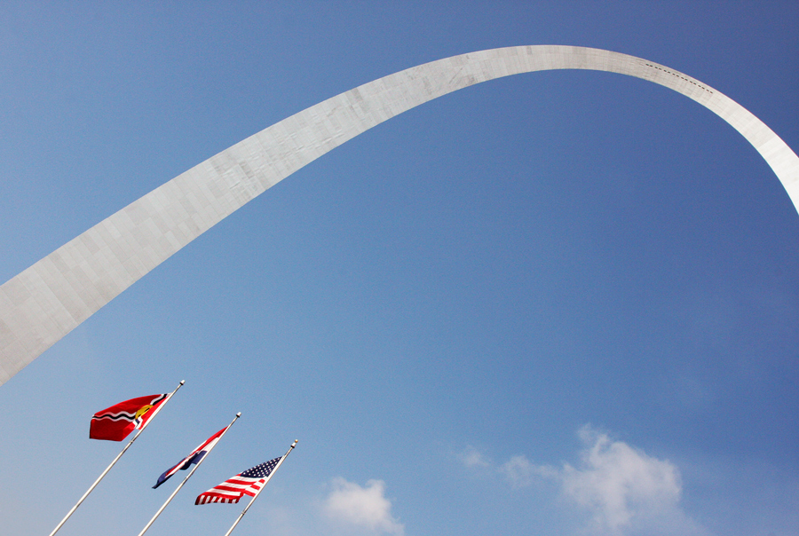 photo "Arch in the sky" tags: architecture, fragment, landscape, 