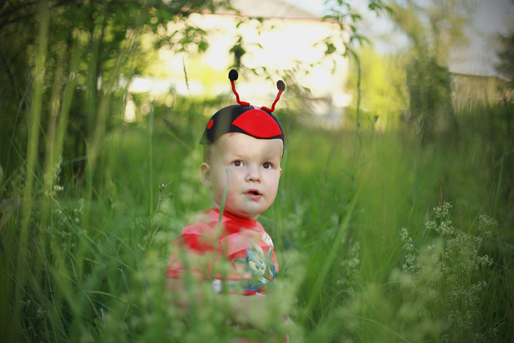 photo "human ladybird" tags: portrait, children