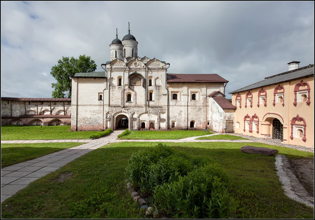 photo "Kirilo-Belozersky Monastery" tags: architecture, travel, landscape, 