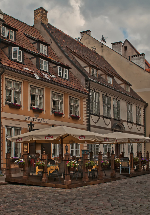 photo "***" tags: architecture, city, landscape, 