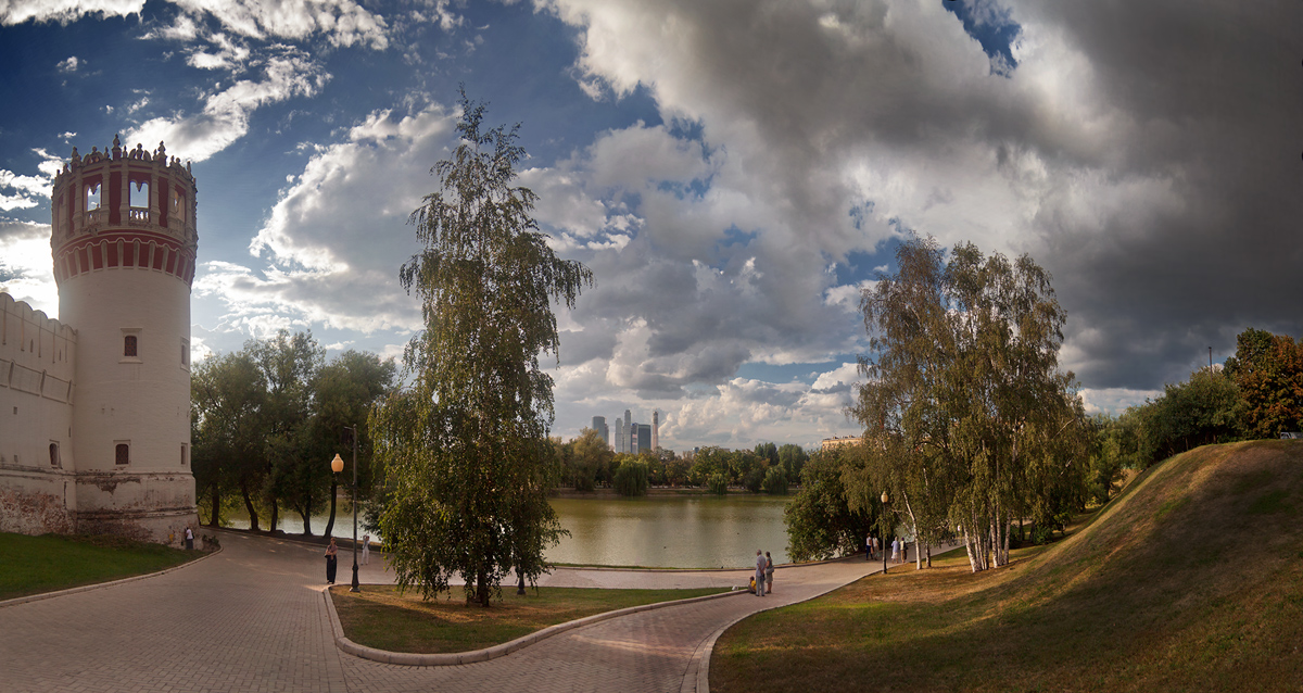 photo "Cyclone is a" tags: landscape, city, panoramic, clouds, summer