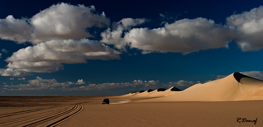 photo "Dunes 07" tags: travel, landscape, Africa, clouds, desert