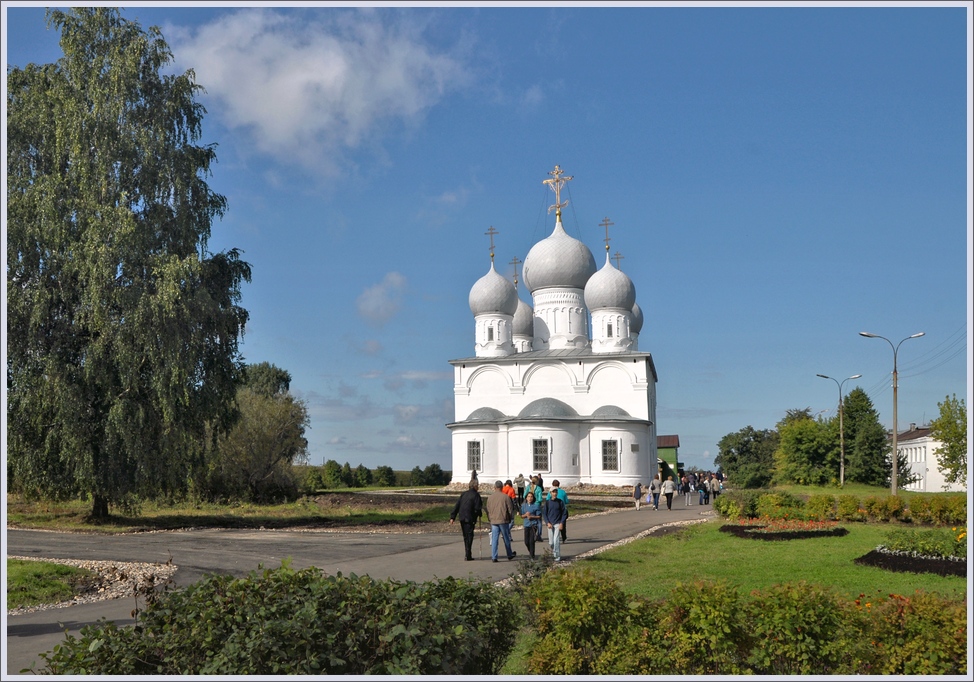 фото "Собор Спаса Преображения. Белозерск - 1150 летие." метки: архитектура, путешествия, Белозерск