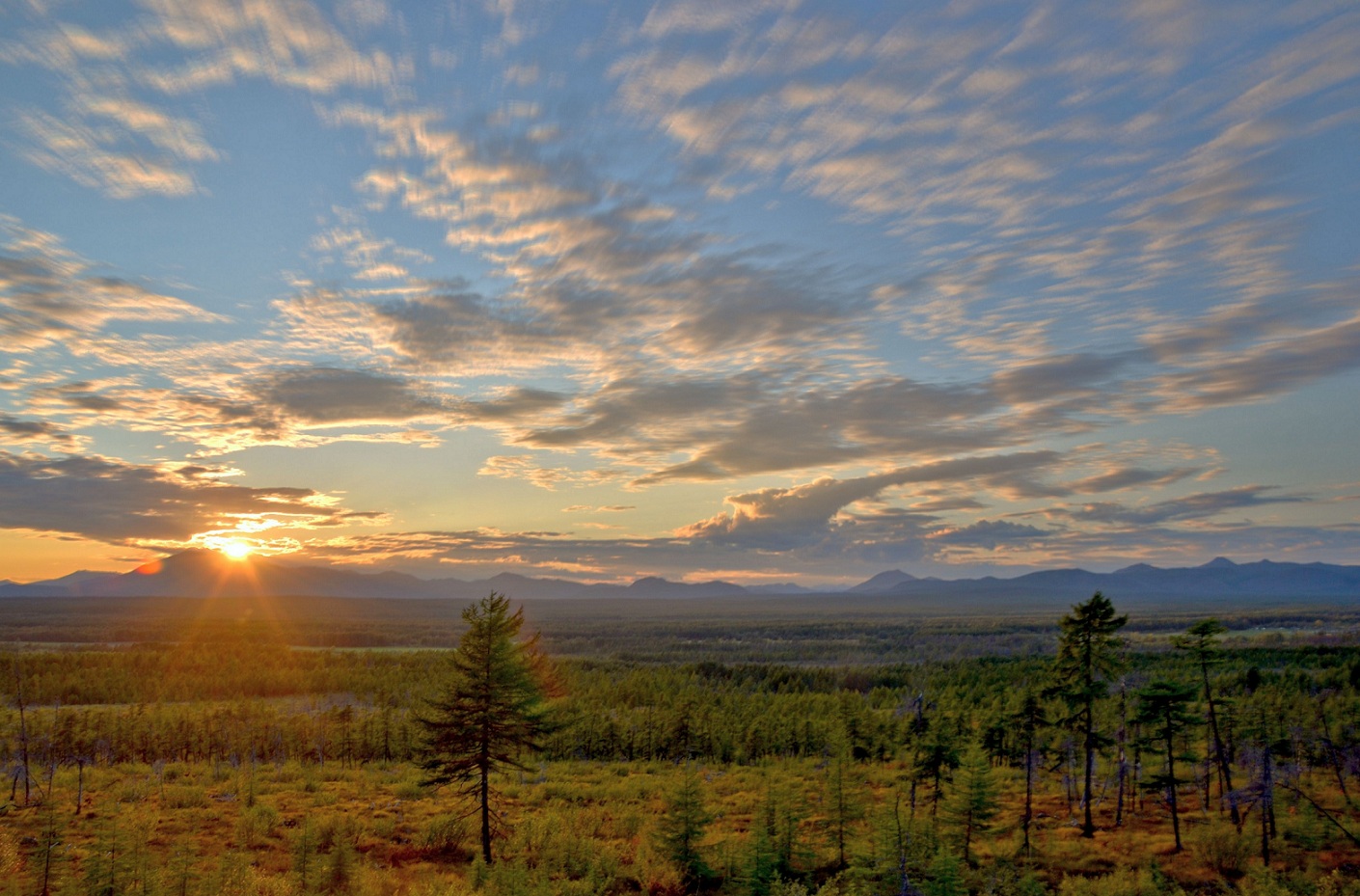 photo "***" tags: landscape, clouds, mountains, sun, sunset, тундра