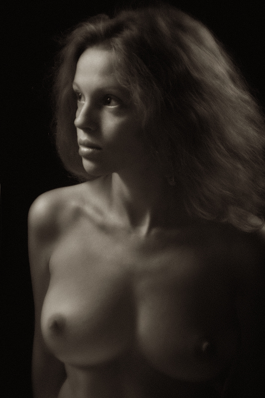 photo "***" tags: nude, old-time, black&white, girl, nude, studio, обнажённая, чёрно-белое фото