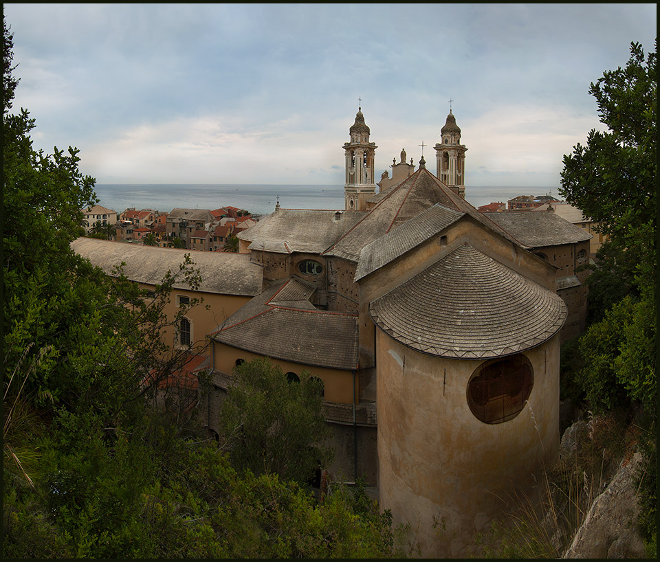 photo "***" tags: architecture, landscape, travel, Laigueglia, Савона, Северная Италия