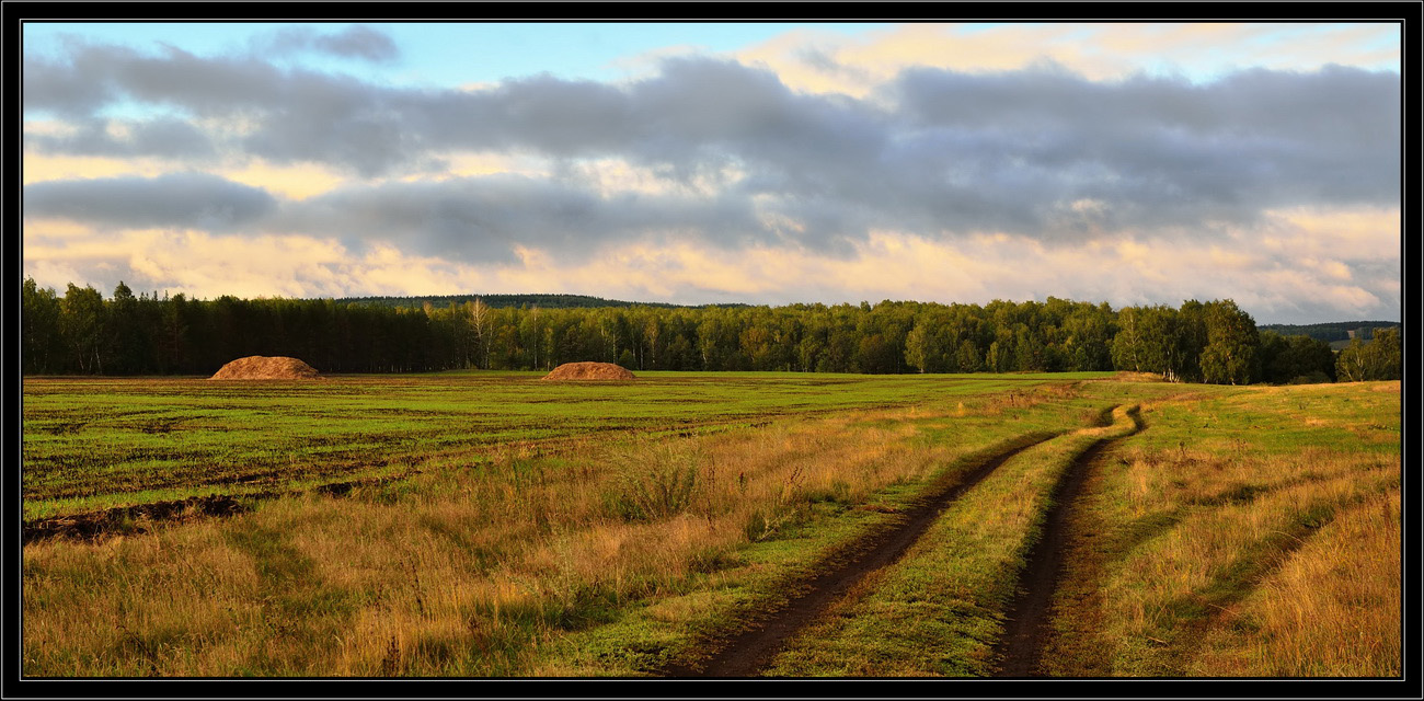 photo "***" tags: landscape, nature, autumn, clouds, forest, september, village