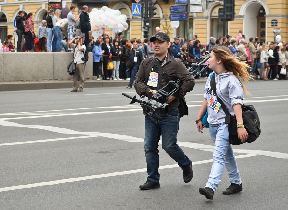 фото "Репортёры" метки: жанр, репортаж, День города, Невский проспект