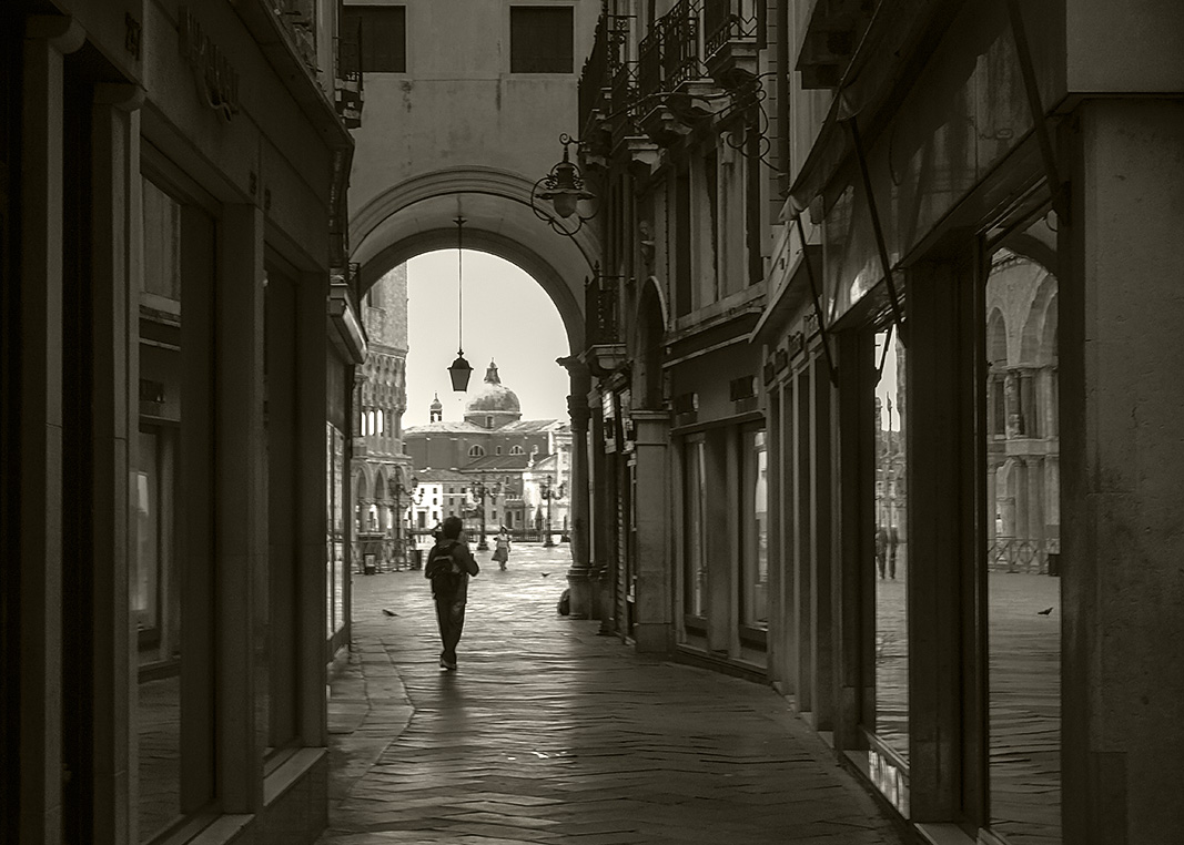 фото "Встречать рассвет на Сан Марко.." метки: путешествия, город, venecia, Венеция, рассвет, сан марко