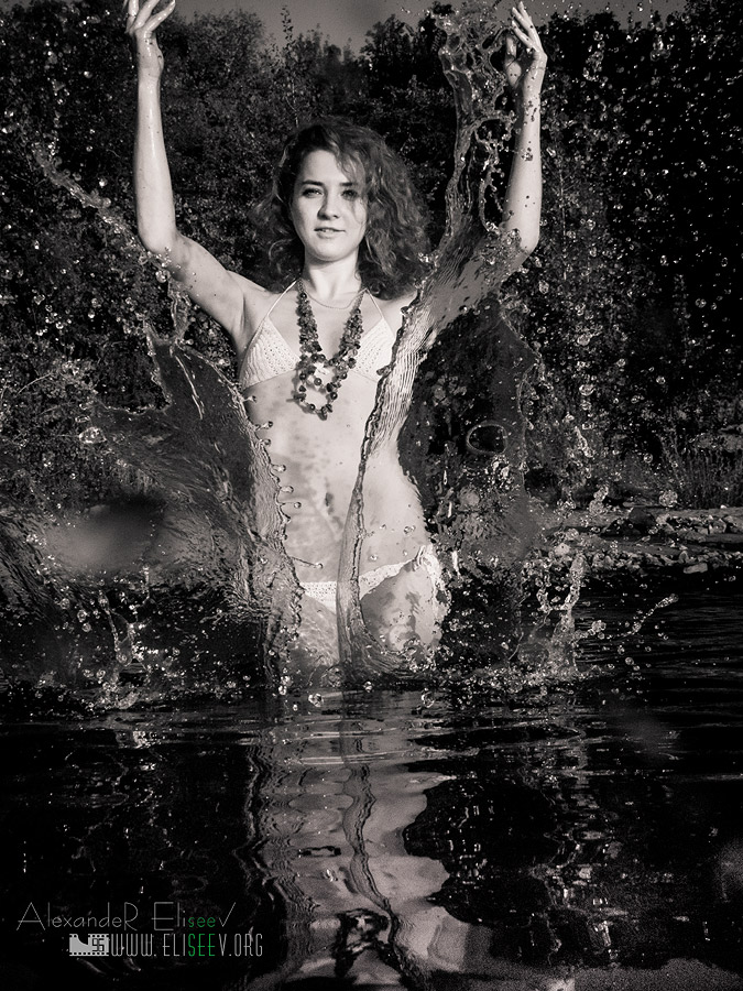 photo "***" tags: glamour, black&white, forest, water, woman